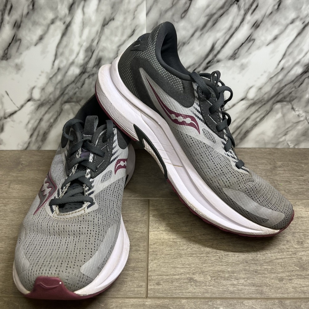 Saucony Axon 2 Running Shoes Grey Purple Womens S10732-15 SIZE 7.5